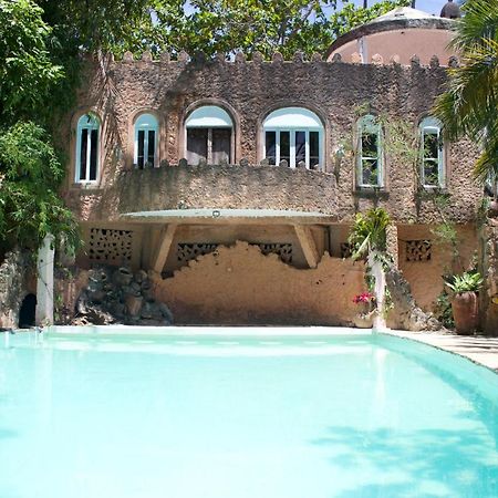 Shirazi Bay Hotel Ukunda Exterior photo